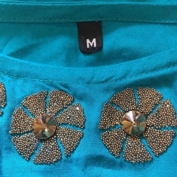 Beautiful NWOT Bohemian maxi dress (no name tag) size med with studded flowers - Picture 8 of 8